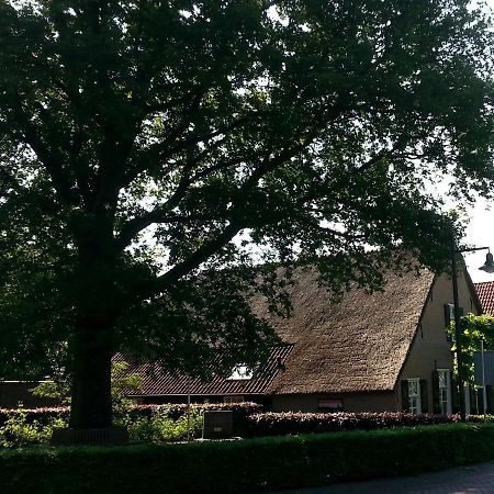 B & B De Pimpelmees 's-Gravenmoer Exterior foto
